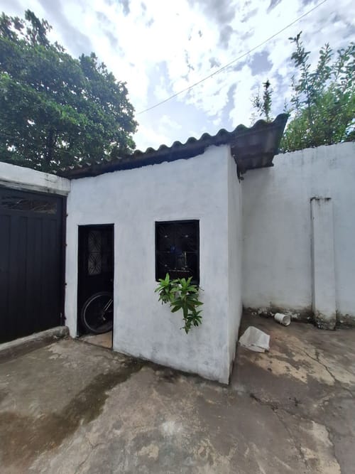 Casa de 9 alcobas en venta en Centenario, Girardot, 402 m² · foto 11 de 14