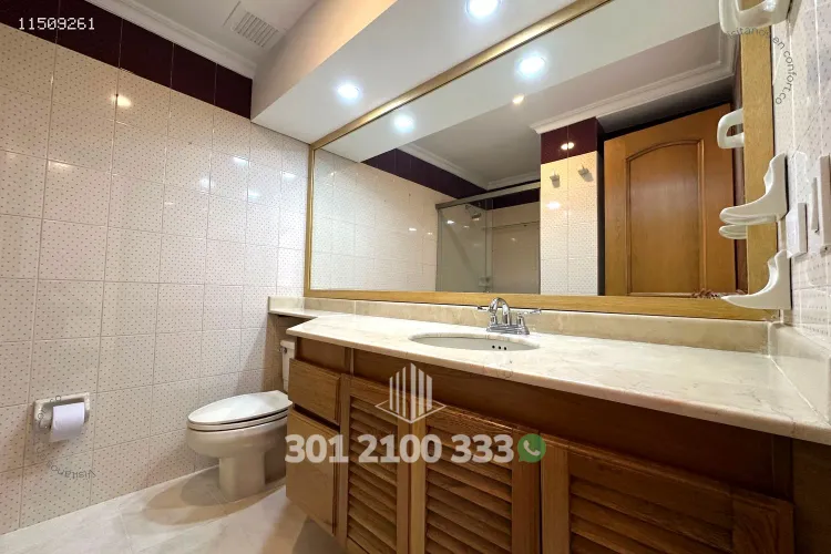 Apartamento de 3 alcobas en arriendo en Los Balsos, Medellín, 226 m² · foto 12 de 24