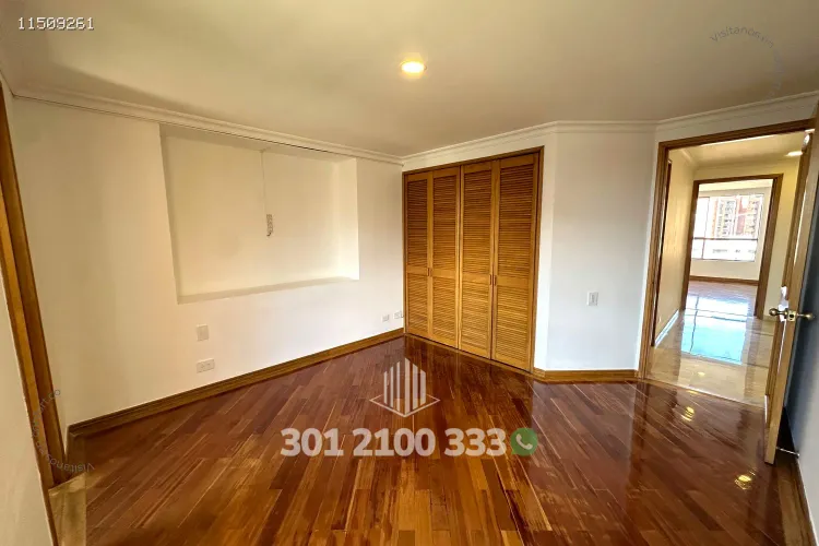 Apartamento de 3 alcobas en arriendo en Los Balsos, Medellín, 226 m² · foto 21 de 24