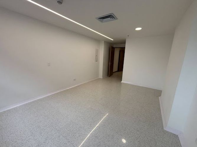 Consultorio en arriendo en Ciudad Del Río, Medellín, 38 m² · foto 2 de 8
