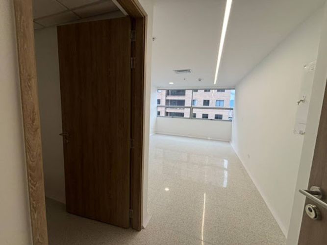Consultorio en arriendo en Ciudad Del Río, Medellín, 38 m² · foto 4 de 8