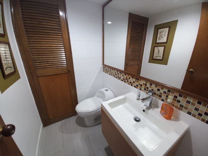 Apartamento de 3 alcobas en arriendo en Las Lomas, Medellín, 135 m² · foto 4 de 21
