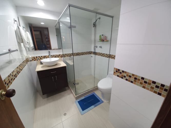 Apartamento de 3 alcobas en arriendo en Las Lomas, Medellín, 135 m² · foto 7 de 21