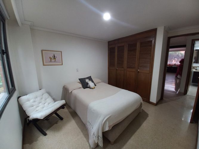 Apartamento de 3 alcobas en arriendo en Las Lomas, Medellín, 135 m² · foto 10 de 21