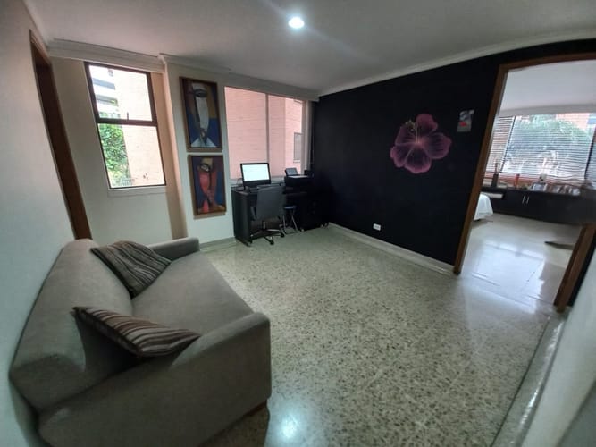 Apartamento de 3 alcobas en arriendo en Las Lomas, Medellín, 135 m² · foto 11 de 21