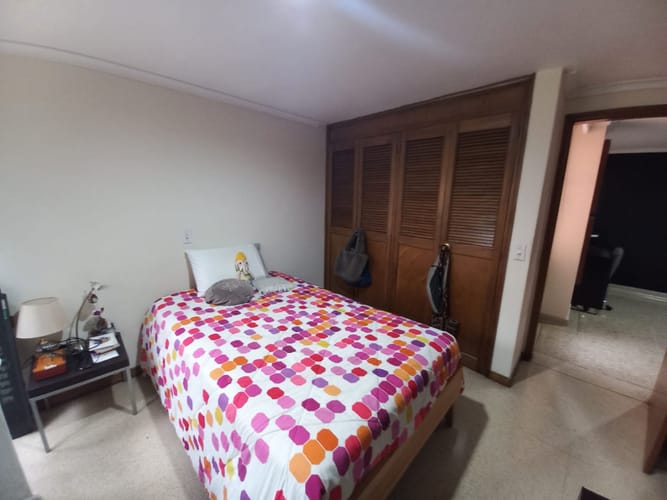 Apartamento de 3 alcobas en arriendo en Las Lomas, Medellín, 135 m² · foto 14 de 21