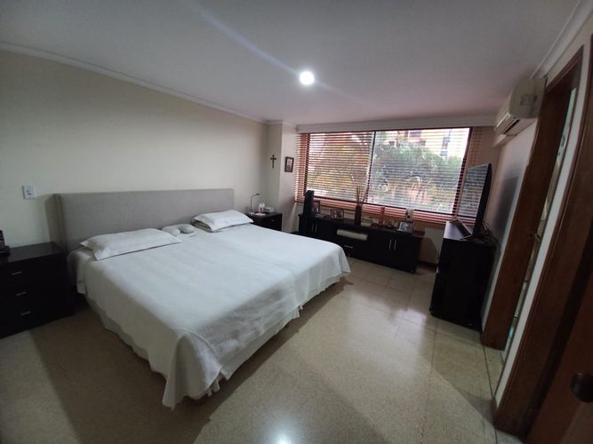 Apartamento de 3 alcobas en arriendo en Las Lomas, Medellín, 135 m² · foto 15 de 21