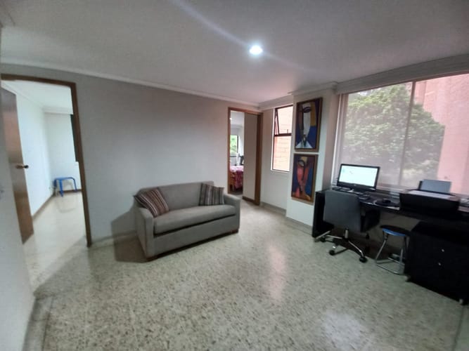 Apartamento de 3 alcobas en arriendo en Las Lomas, Medellín, 135 m² · foto 19 de 21