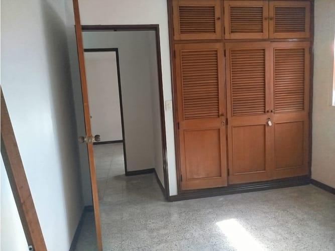 Apartamento de 3 alcobas en venta en Florida Nueva, Medellín, 137 m² · foto 13 de 22