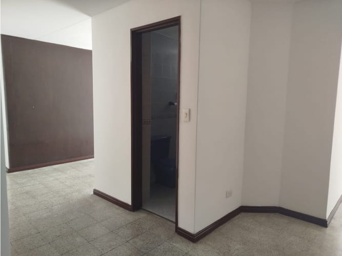 Apartamento de 3 alcobas en venta en Florida Nueva, Medellín, 137 m² · foto 19 de 22
