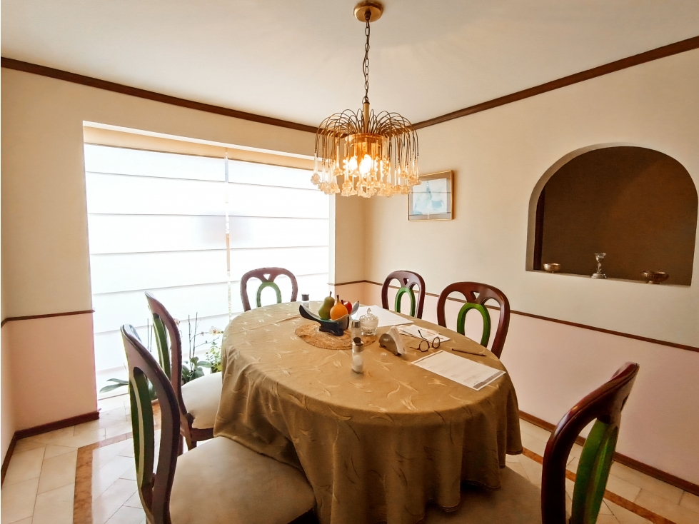 Casa en venta en Country Club, Bogotá · foto 5 de 24
