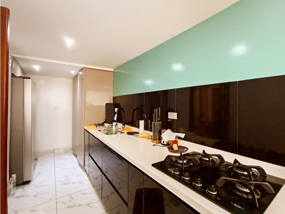 Casa en venta en Country Club, Bogotá · foto 6 de 24