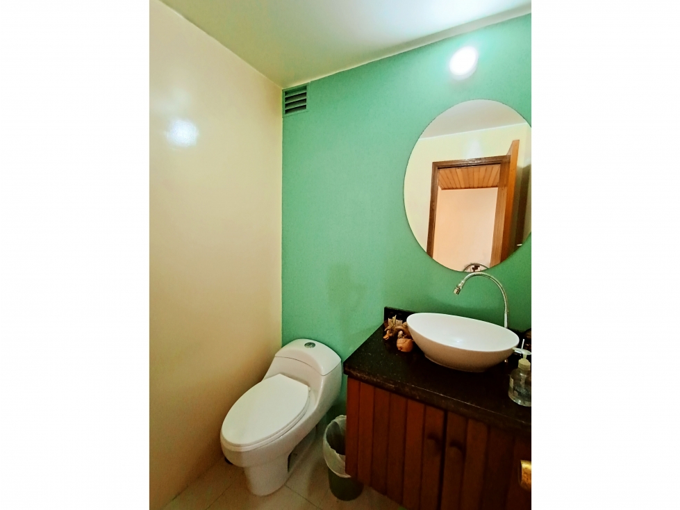 Casa en venta en Country Club, Bogotá · foto 7 de 24