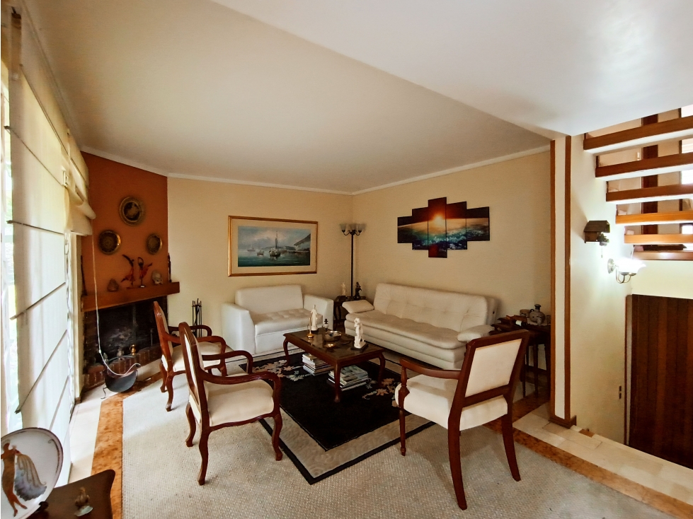 Casa en venta en Country Club, Bogotá · foto 9 de 24