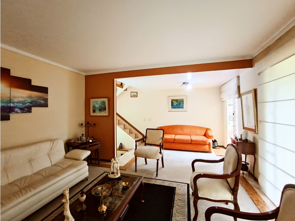 Casa en venta en Country Club, Bogotá · foto 10 de 24