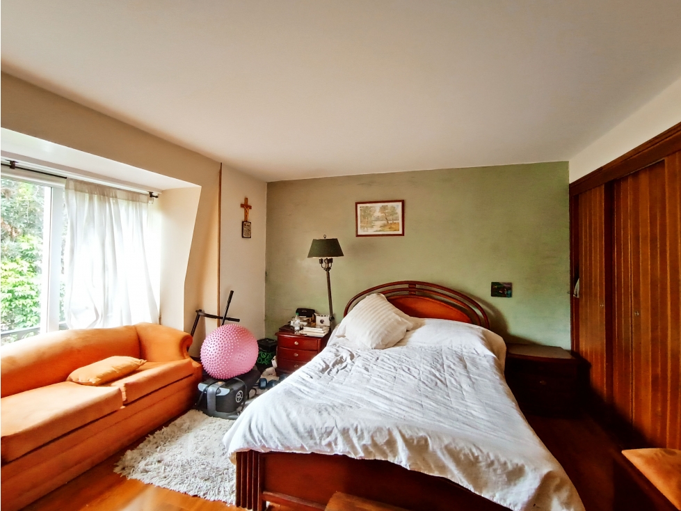 Casa en venta en Country Club, Bogotá · foto 12 de 24
