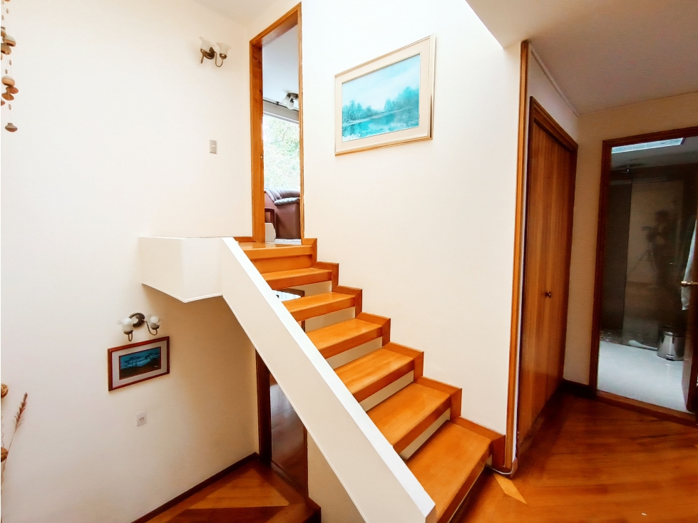Casa en venta en Country Club, Bogotá · foto 18 de 24
