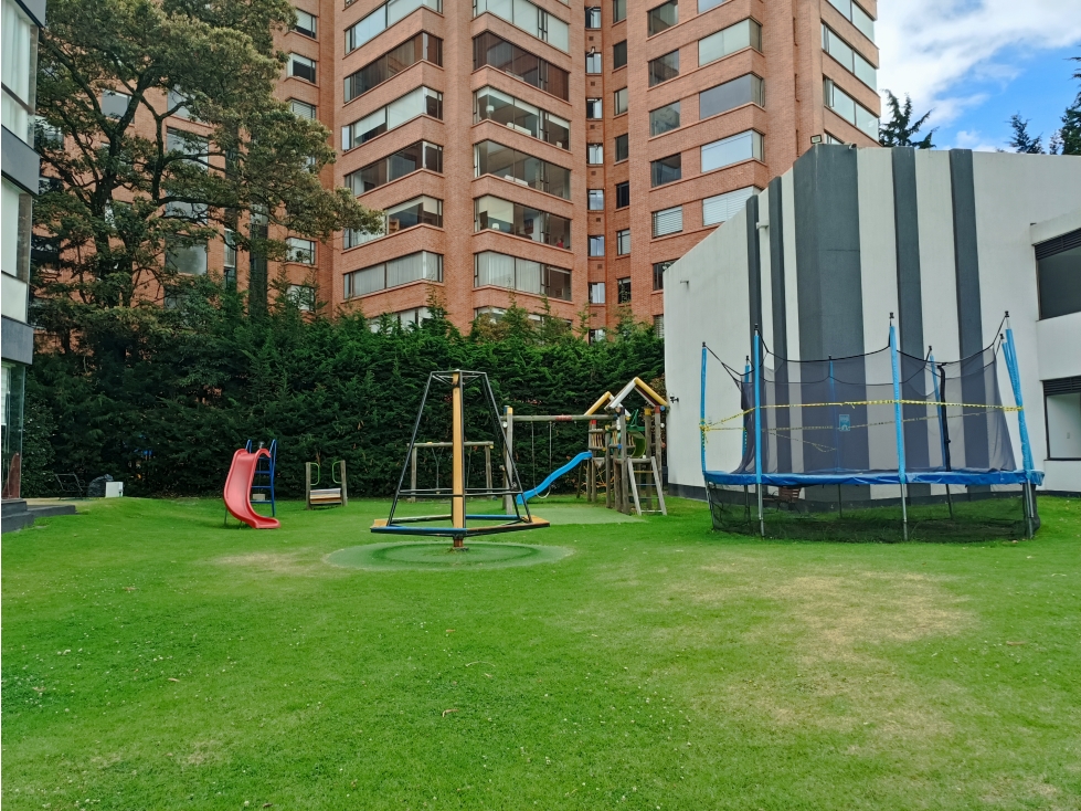 Casa en venta en Country Club, Bogotá · foto 24 de 24