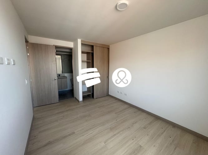 Apartamento de 2 alcobas en venta en El Porvenir, Rionegro, 54 m² · foto 5 de 18
