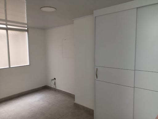 Oficina en arriendo en El Carmelo, Itagüí, 95 m² · foto 4 de 9