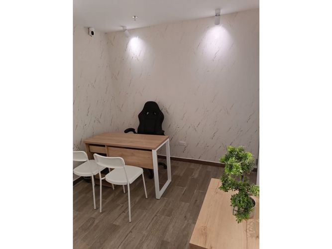 Consultorio en arriendo en U. Dep. A. Galindo Plaza Toros, Cali, 100 m² · foto 7 de 24