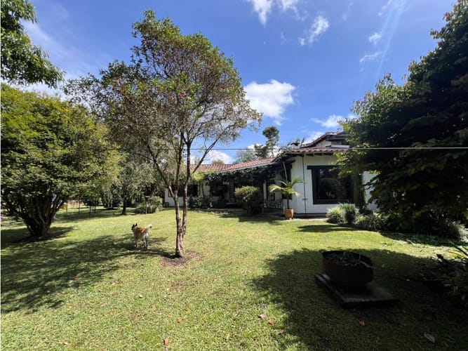 Casa de 4 alcobas en venta en El Tablazo, Rionegro, 403 m² · foto 4 de 24