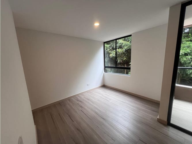 Apartamento de 2 alcobas en venta en Santa Elena, El Retiro, 77 m² · foto 6 de 14