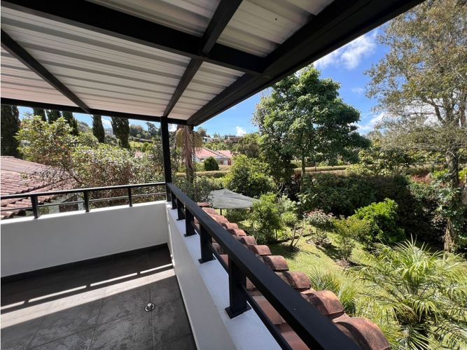 Casa de 4 alcobas en venta en El Tablazo, Rionegro, 403 m² · foto 9 de 24