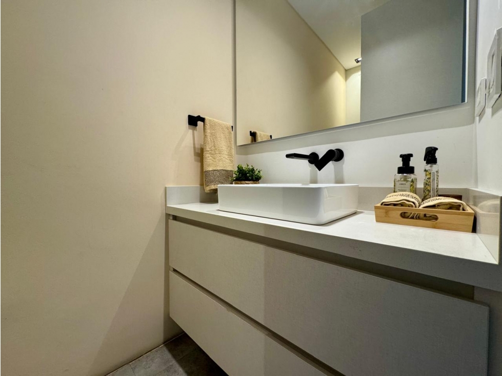 Apartamento en venta en El Poblado, Medellín · foto 14 de 21