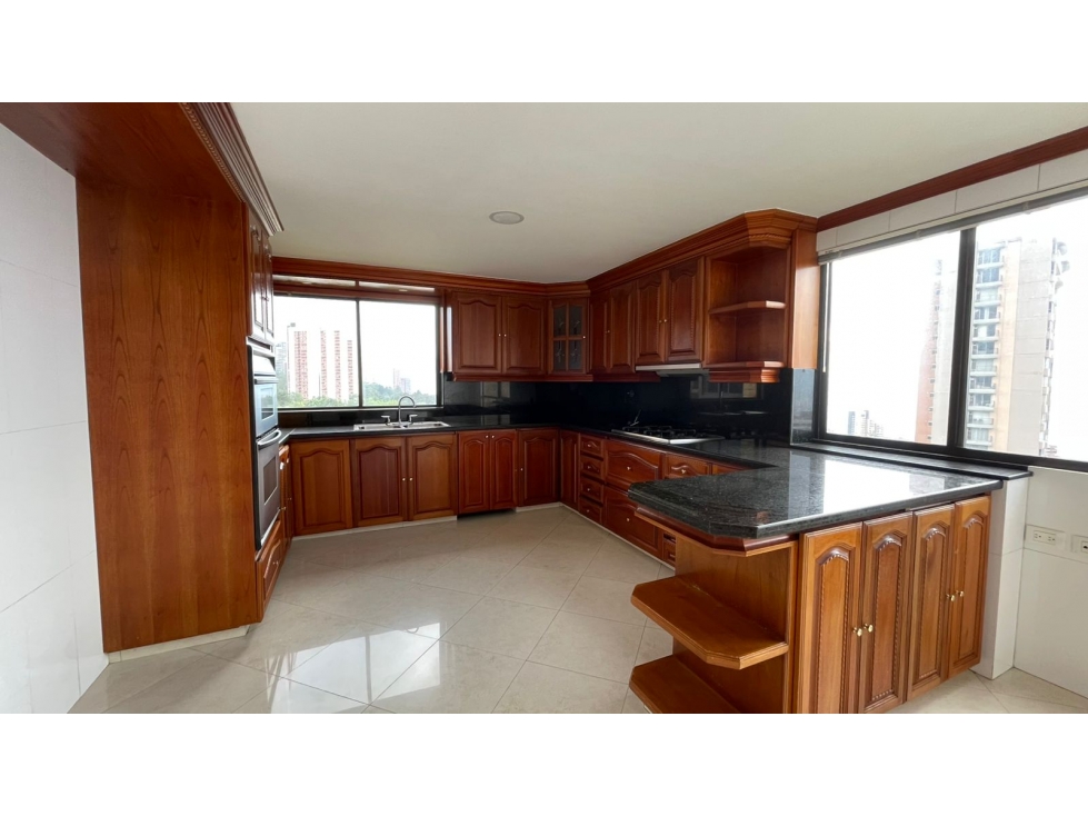 Apartamento en venta en El Tesoro, Medellín · foto 4 de 13