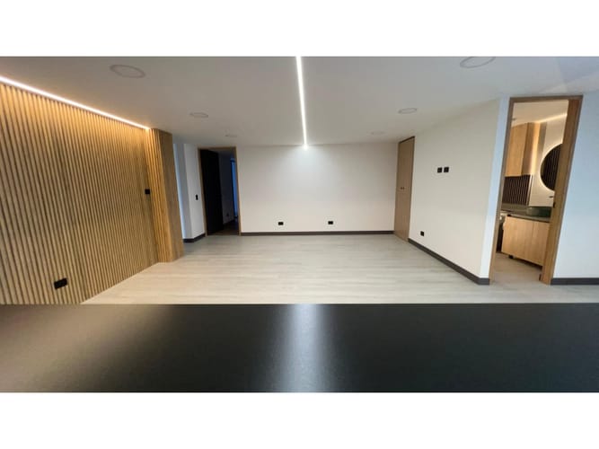 Apartamento de 3 alcobas en venta en Laureles, Medellín, 164 m² · foto 3 de 20