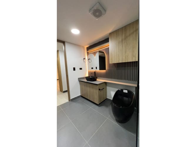 Apartamento de 3 alcobas en venta en Laureles, Medellín, 164 m² · foto 9 de 20