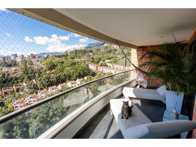 Apartamento en venta en Los Balsos, Medellín · foto 13 de 16