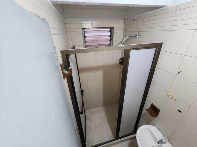 Casa de 5 alcobas en venta en Estadio, Medellín, 147 m² · foto 10 de 24