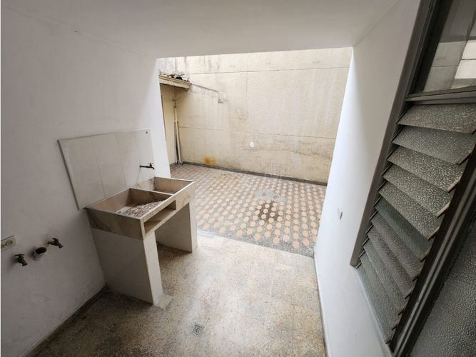 Casa de 5 alcobas en venta en Estadio, Medellín, 147 m² · foto 18 de 24