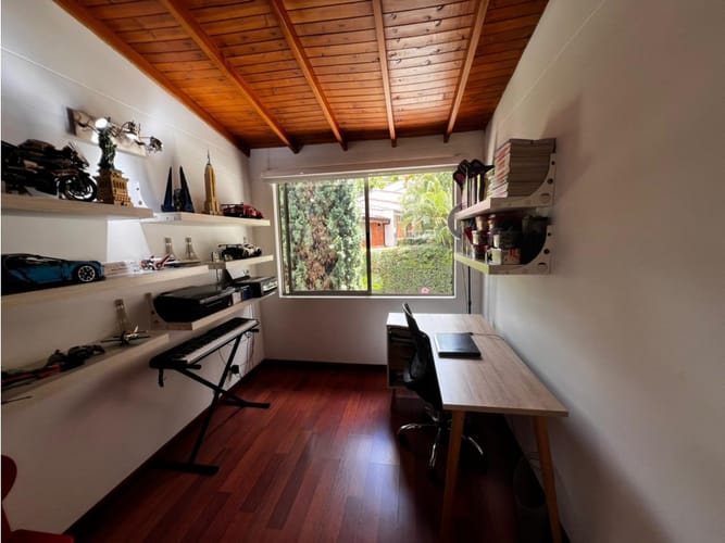 Casa de 3 alcobas en venta en Cumbres, Envigado, 146 m² · foto 7 de 16