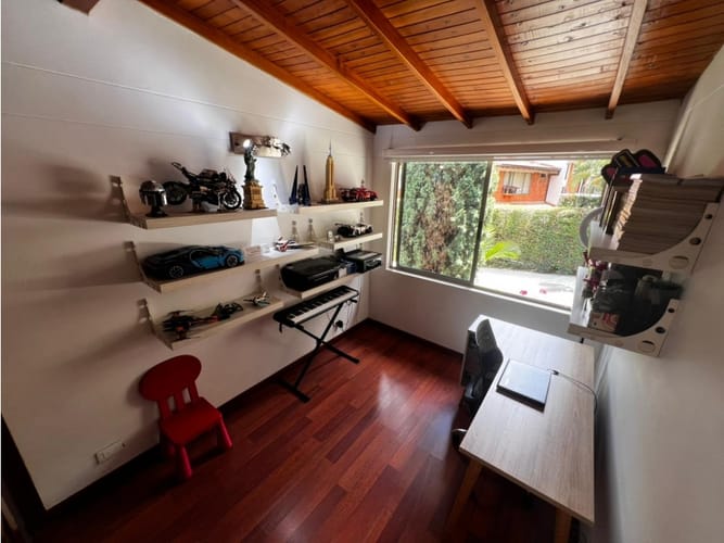 Casa de 3 alcobas en venta en Cumbres, Envigado, 146 m² · foto 8 de 16