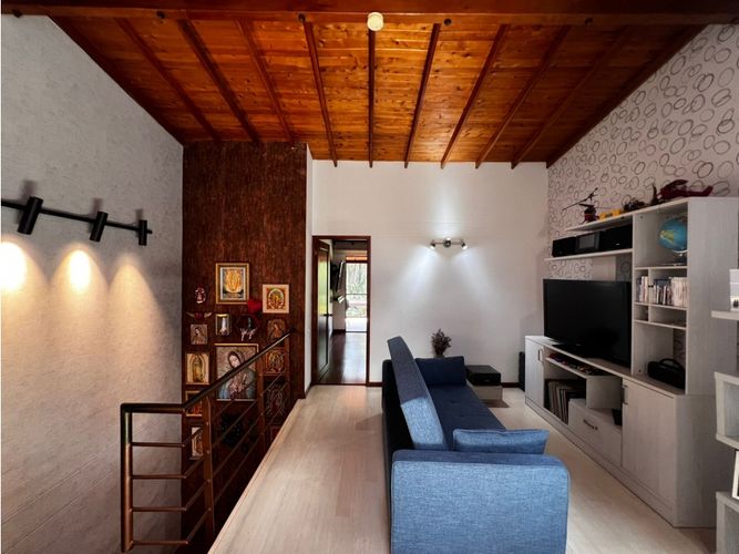 Casa de 3 alcobas en venta en Cumbres, Envigado, 146 m² · foto 14 de 16
