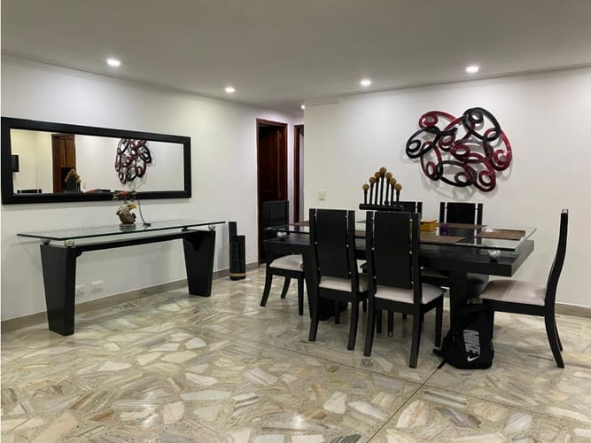 Apartamento de 3 alcobas en venta en Laureles, Medellín, 127 m² · foto 6 de 24