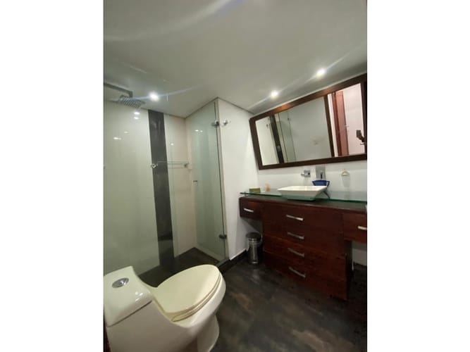 Apartamento de 3 alcobas en venta en Laureles, Medellín, 127 m² · foto 7 de 24