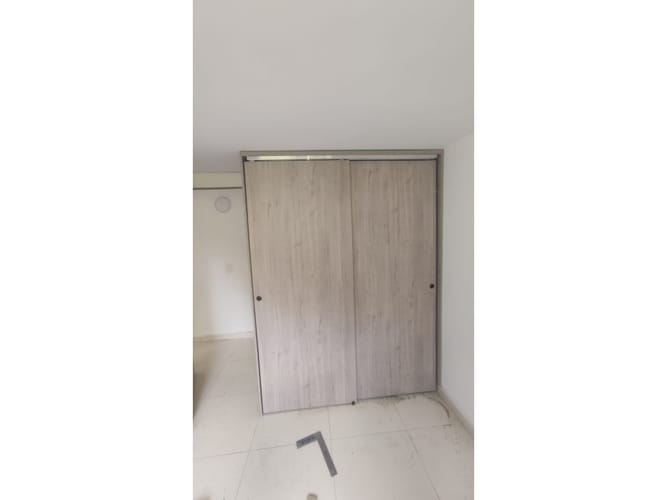 Apartamento de 3 alcobas en venta en Porvenir, Bello, 68 m² · foto 6 de 10