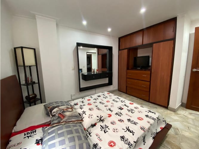 Apartamento de 3 alcobas en venta en Laureles, Medellín, 127 m² · foto 18 de 24