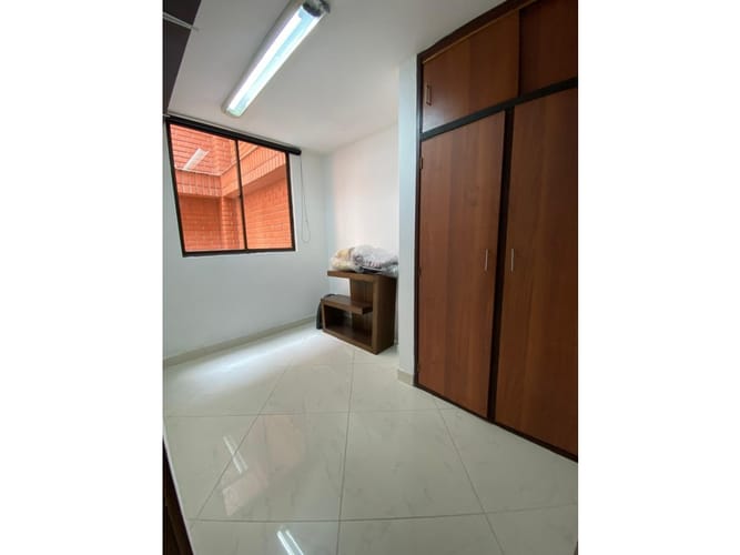 Apartamento de 3 alcobas en venta en Laureles, Medellín, 127 m² · foto 20 de 24