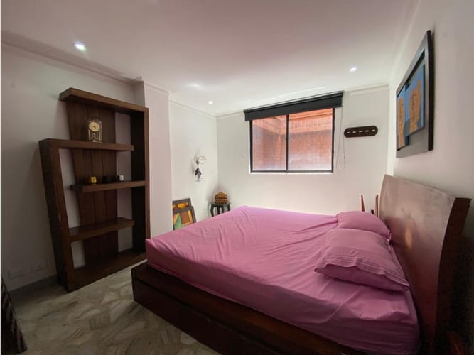Apartamento de 3 alcobas en venta en Laureles, Medellín, 127 m² · foto 21 de 24