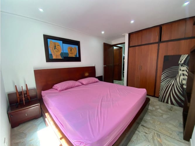 Apartamento de 3 alcobas en venta en Laureles, Medellín, 127 m² · foto 23 de 24