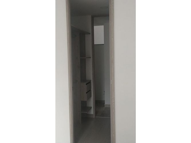 Apartamento de 3 alcobas en venta en Claraval, Envigado, 114 m² · foto 7 de 8