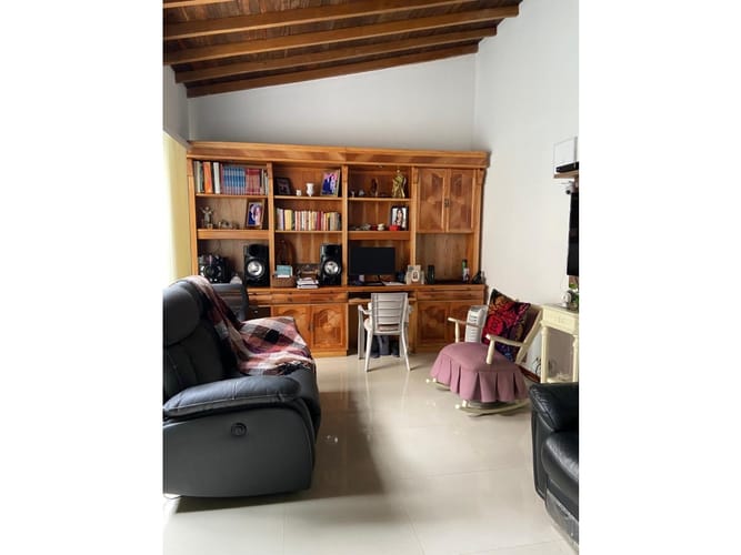 Casa de 3 alcobas en venta en Mesa, Envigado, 220 m² · foto 9 de 24