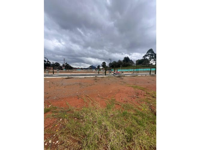 Lote en venta en Lomitas, La Ceja, 104 m² · foto 5 de 6