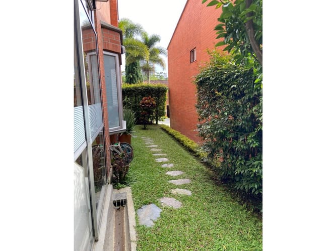 Casa de 3 alcobas en venta en Mesa, Envigado, 220 m² · foto 18 de 24