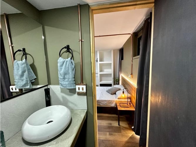 Apartamento de 8 alcobas en venta en La Aguacatala, Medellín, 250 m² · foto 4 de 24